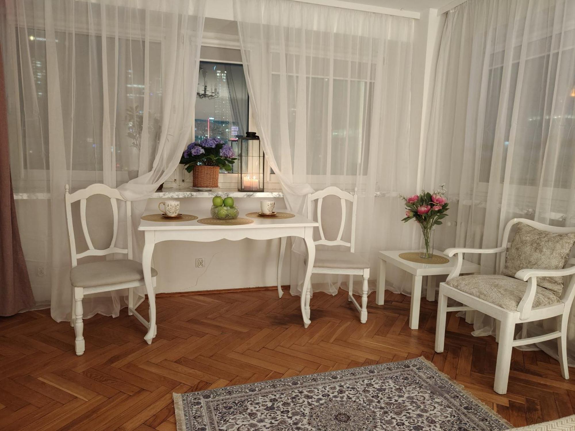 M Swietokrzyska View Apartments *
